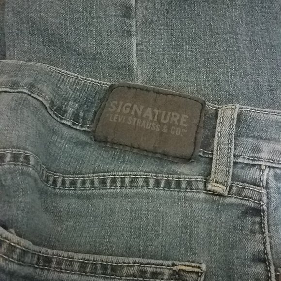 Jeans - Picture 2 of 2